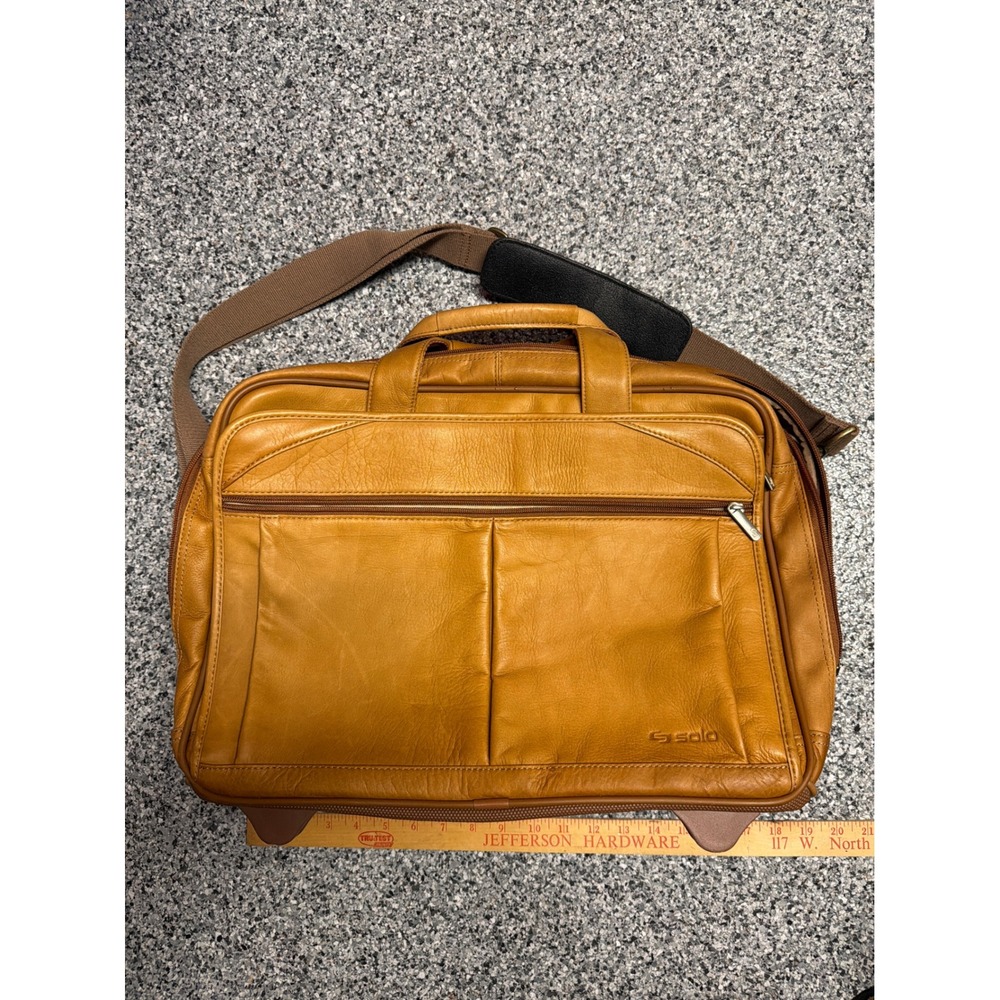 Solo New York Walker brown camel leather rolling briefcase